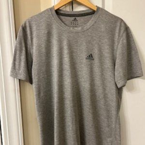 Men's T-Shirt Tee Adidas Size Large Short Sleeve Active Wear Top